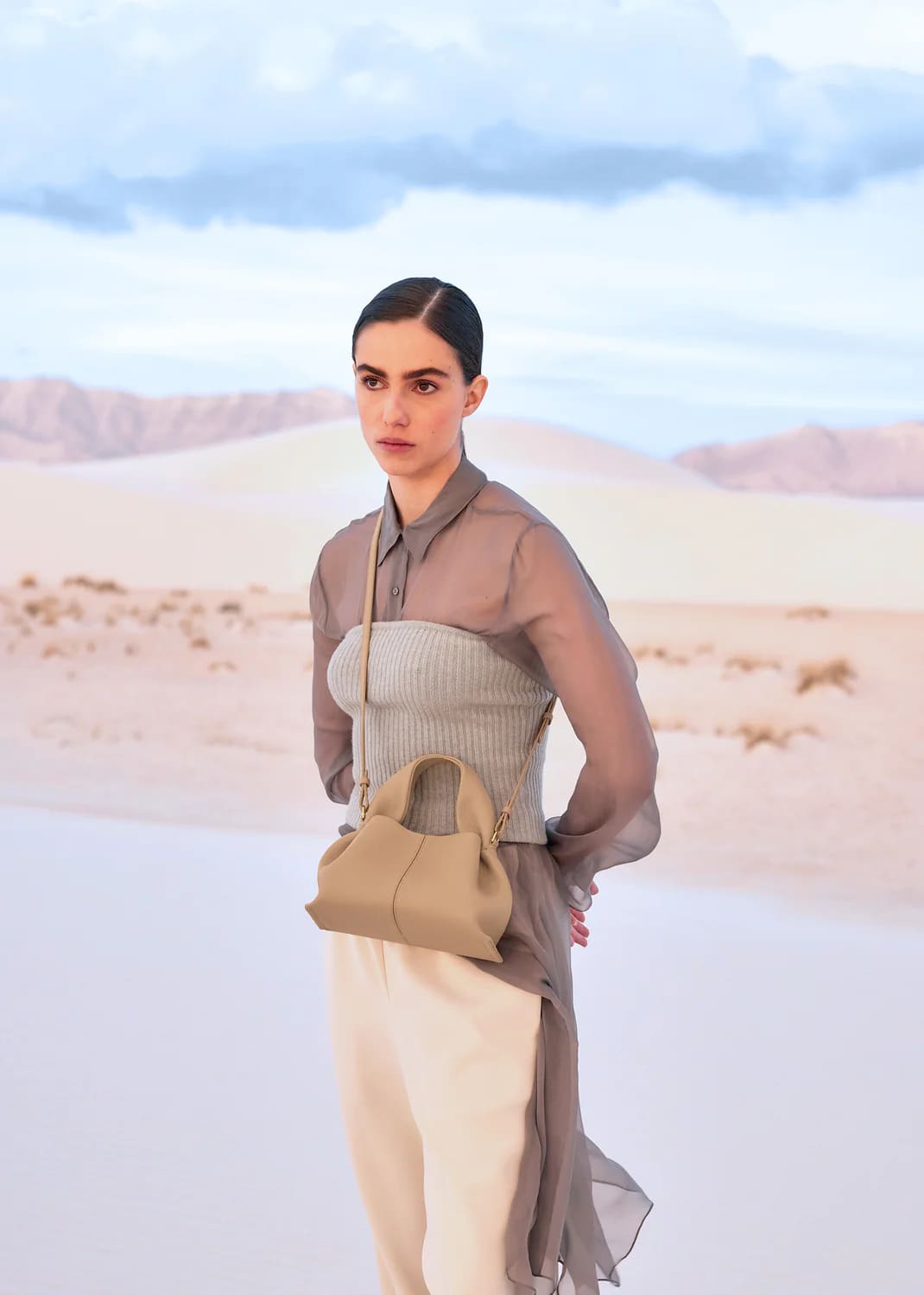 Neuf Mini Beige Grainé