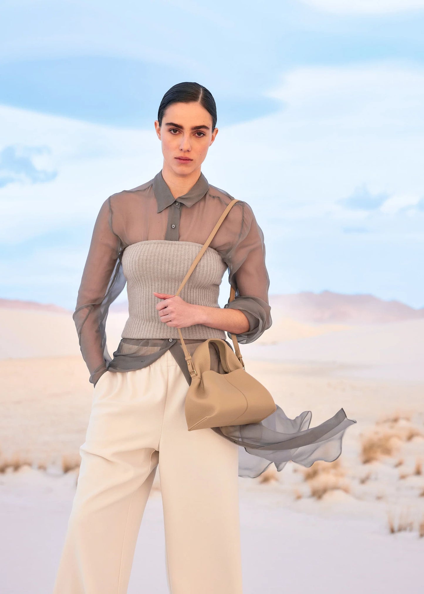 Neuf Mini Beige Grainé